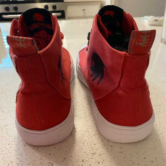 Akedo sonic knuckles high tops - Picture 6 of 8